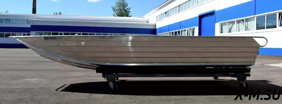 Алюминиевая моторная лодка Wyatboat-430 MASTER Алюминиевая моторная лодка Wyatboat-430 MASTER